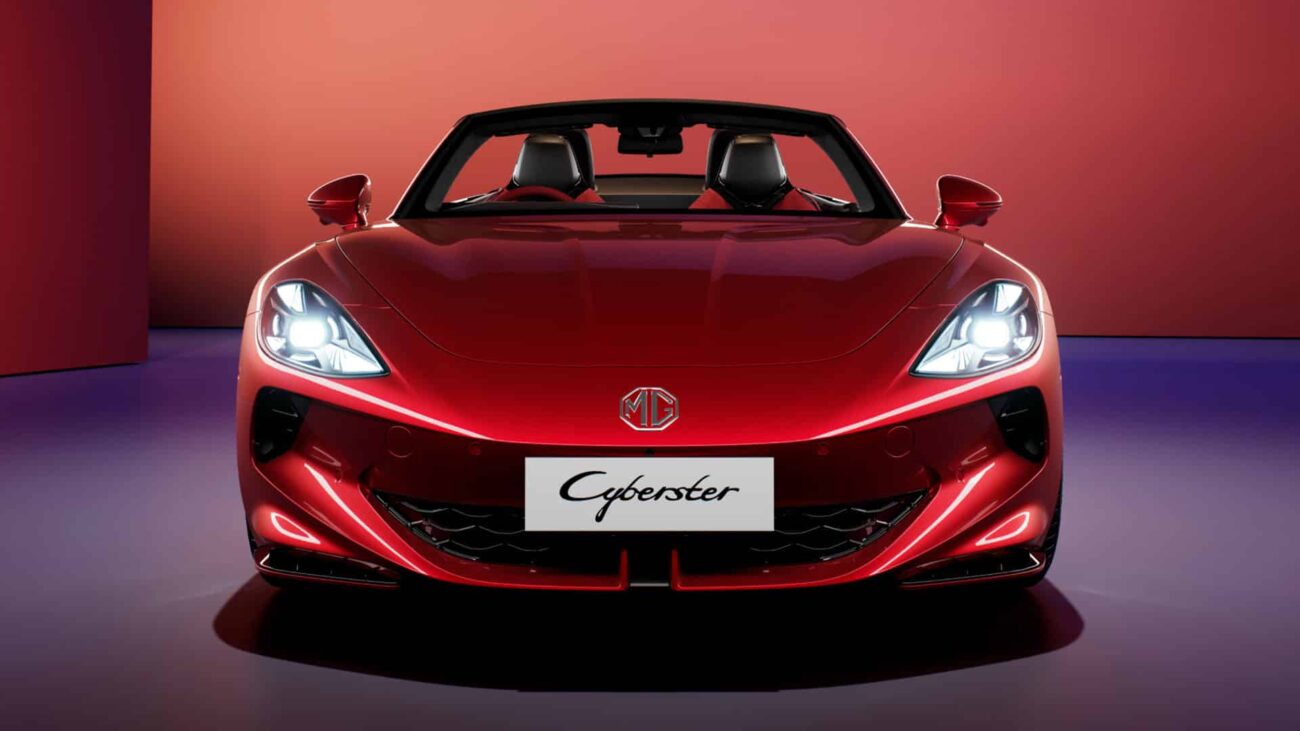 1-Diseno-Exterior-MG-Cyberster-2024-Los-Coches